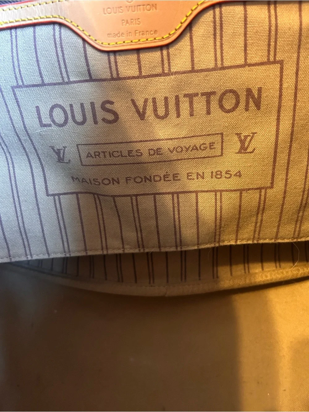 Louis Vuitton Monogram Canvas Neverfull Tote in Brown with Natural Trim - Picture 3 of 3